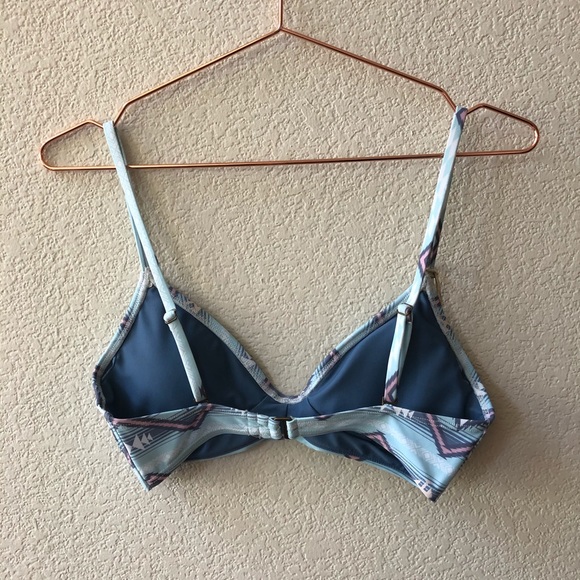 Faherty • bikini top / seaside beacon NWOT - Picture 2 of 4